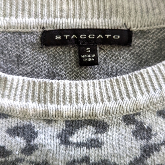 Gray Crew Neck Leopard Print Sweater - Picture 3 of 6